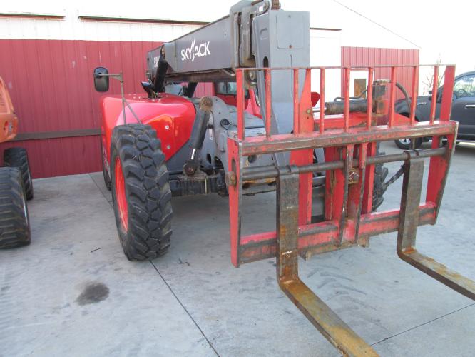 Skyjack Used SJ843TH