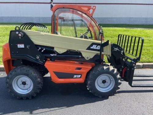 2025 JLG 313