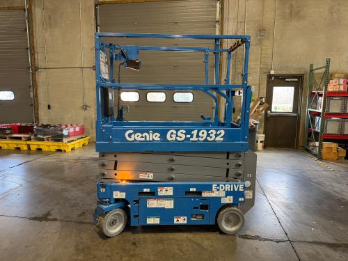 2021 Genie GS-1932