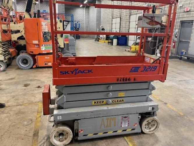 Skyjack Used SJIII3219