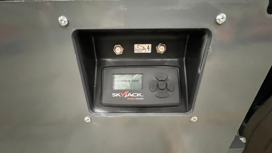 Skyjack New SJ4740E