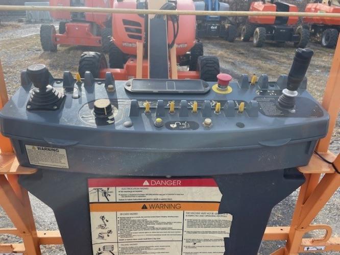JLG Used 600AJ