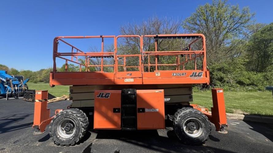 JLG Used 330LRT