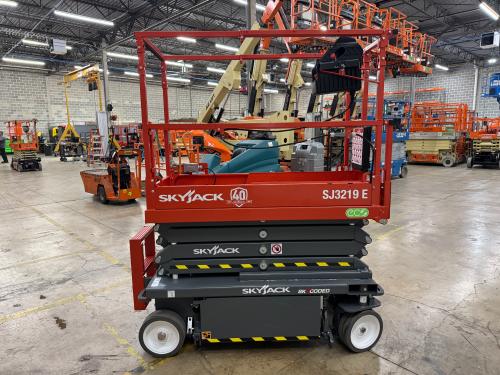 2025 Skyjack SJ3219