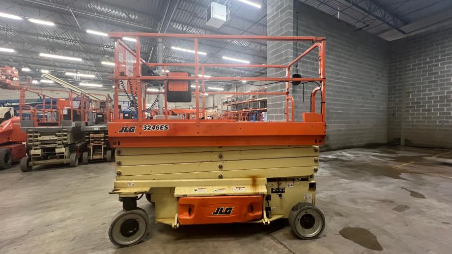 JLG Used 3246ES