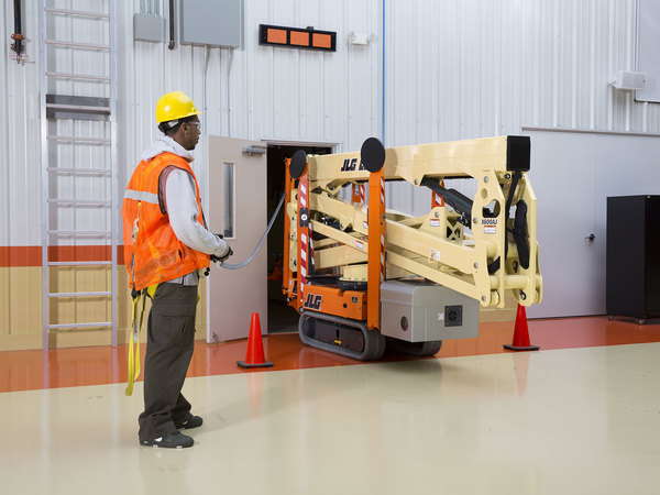 JLG