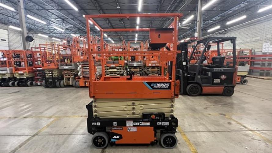 JLG New ES1930M
