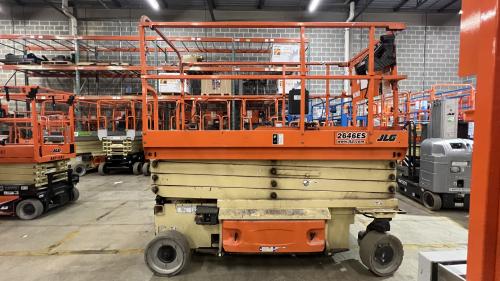 2016 JLG 2646ES