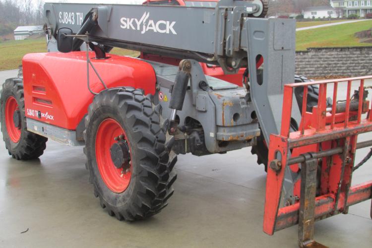 Skyjack Used SJ843TH
