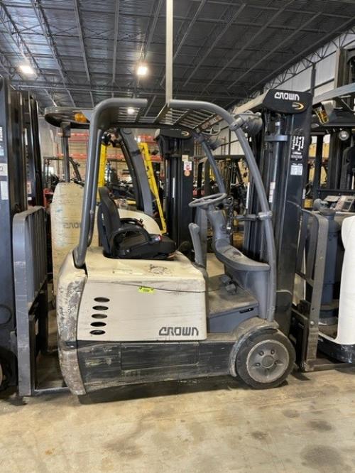 2016 CROWN SC5225-35