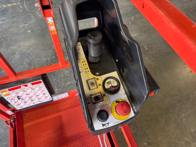 SkyJack Used SJ3519