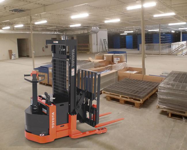 Walkie Reach Truck