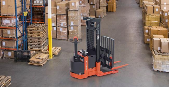 Walkie Reach Truck