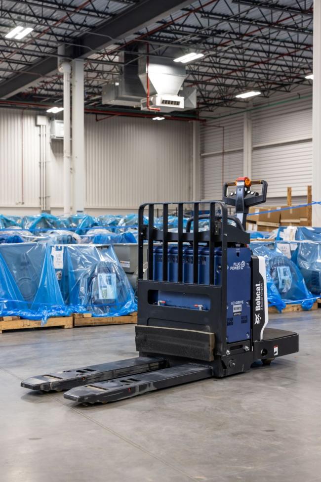 Rider Pallet Jack (6,000-8,000 LBS)