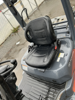 Toyota 8FGU32 Pneumatic Forklift