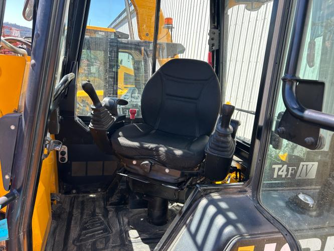 JCB 1CXT Backhoe Loader