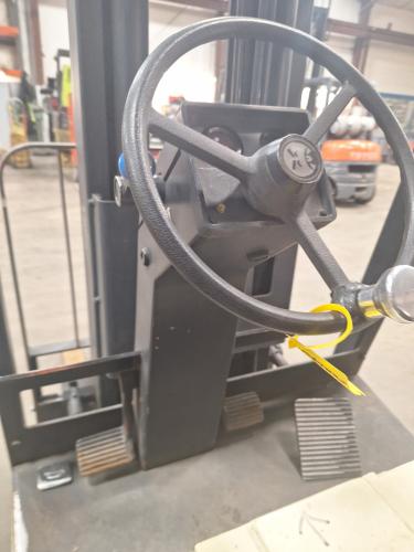 Crown Crown Electric Forklift