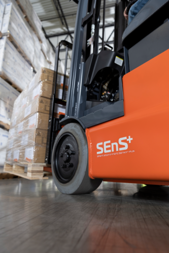 Toyota 8FBE20U SEnS+ Electric Forklift