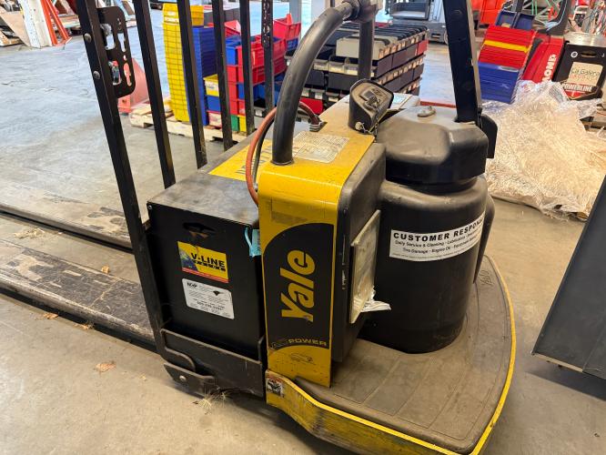 Yale MPE060LVGN24T2796 Electric Pallet Jack