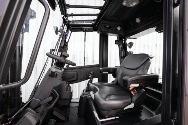 Medium Diesel Pneumatic (4,000-7,000 LBS)