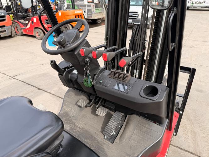 Hangcha CPYD18 Pneumatic Forklift