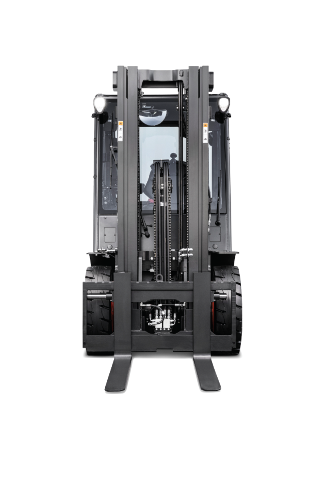 Medium Diesel Pneumatic (4,000-7,000 LBS)