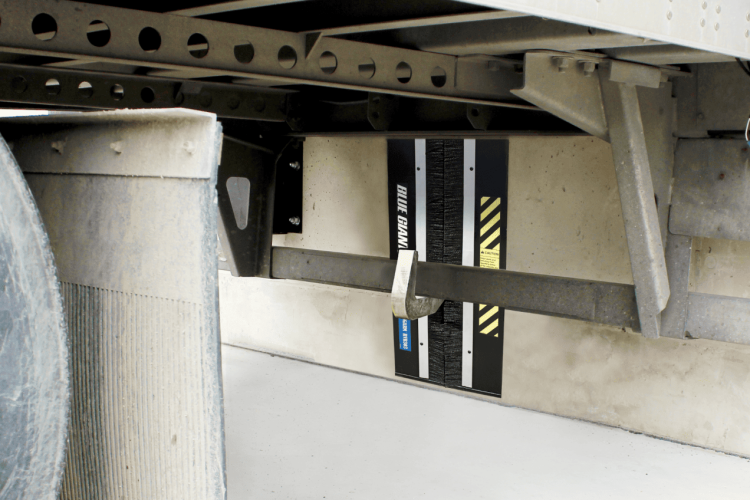 Blue Giant StrongArm Hydraulic Restraint