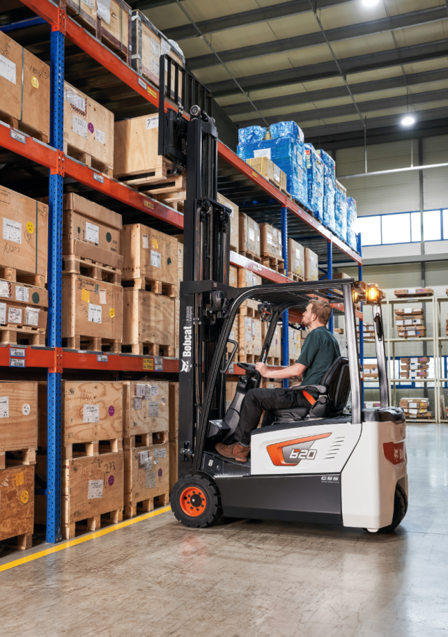 3-Wheel Electric Cushion/Pneumatic (3,000-4,000 LBS)