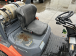 Toyota 8FGU30 Pneumatic Forklift