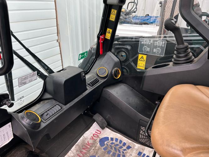 JCB 3TS-8T Special Edition Teleskid