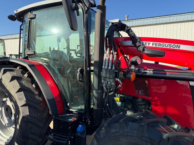 Massey Ferguson 4710 Tractor