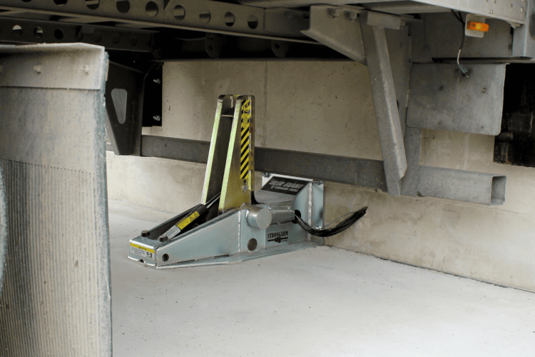 Blue Giant StrongArm Hydraulic Restraint