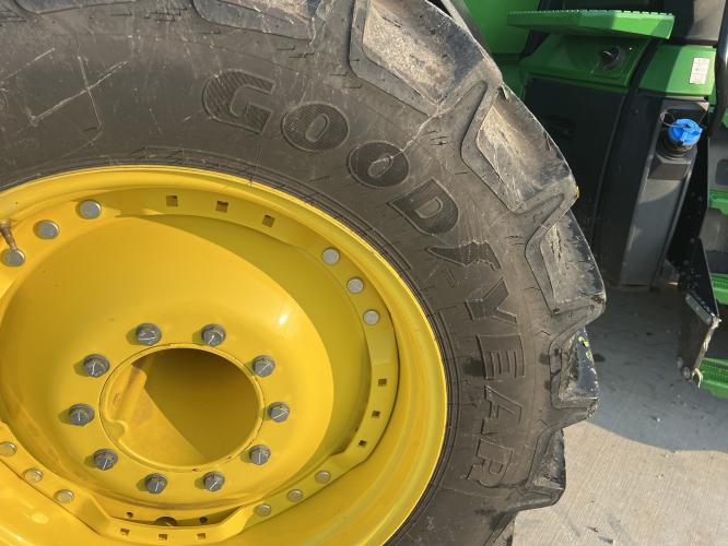 John Deere 8R 410