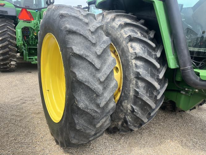 John Deere 4760