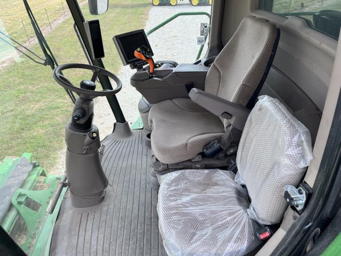 John Deere S770