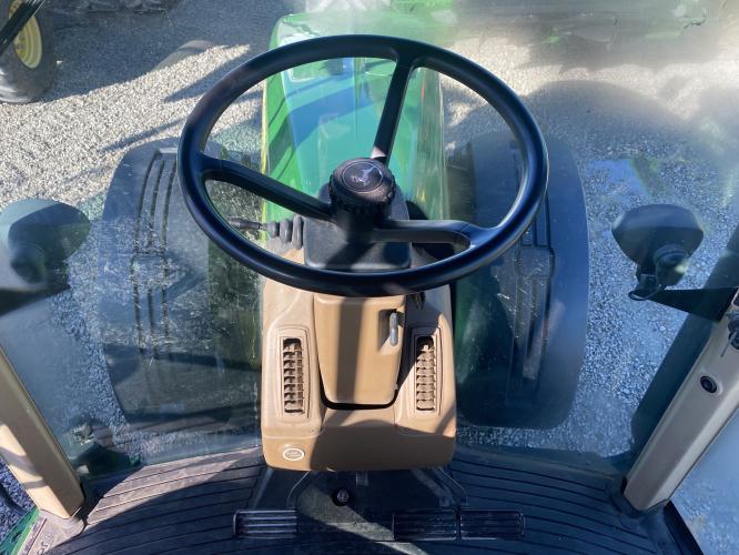 John Deere 8430