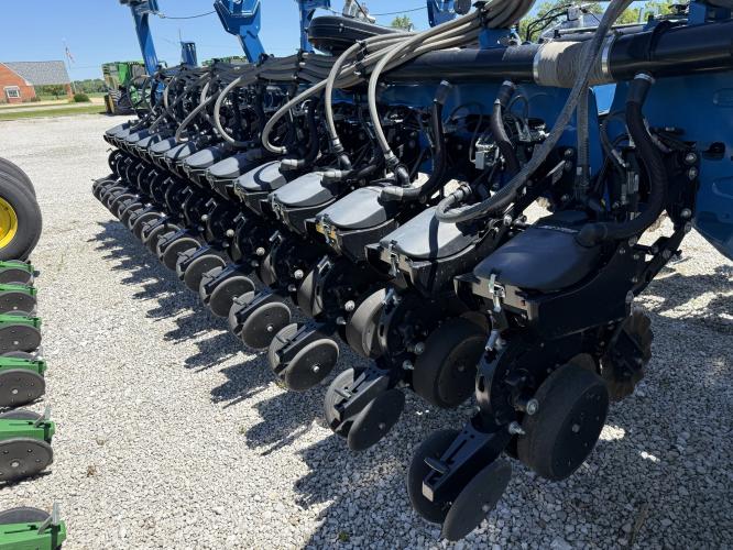Kinze 4705