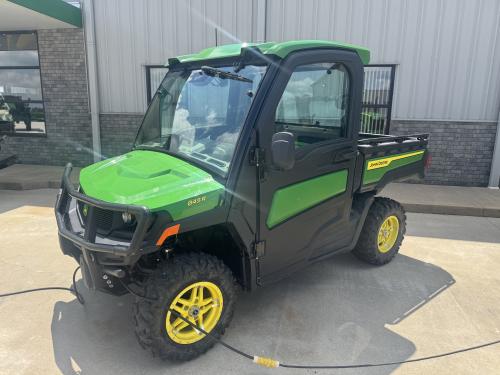 2025 John Deere XUV 845R Premium Cab