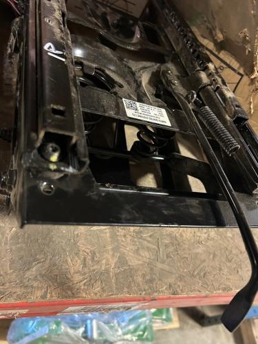 John Deere AUC12403 SEAT SUSPENSION