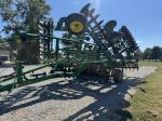 John Deere 2720