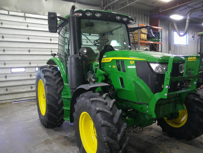 John Deere 6R 130