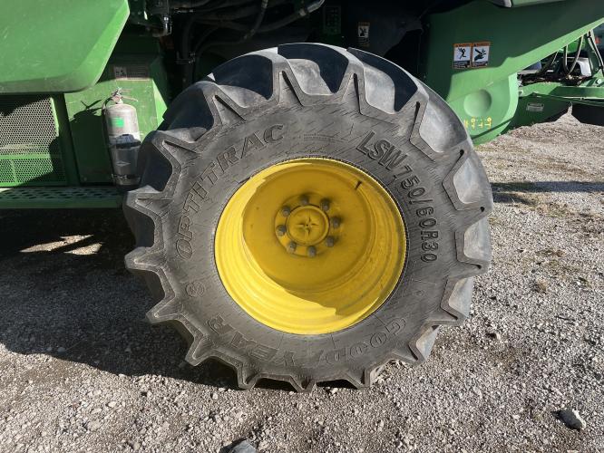 John Deere S7 900