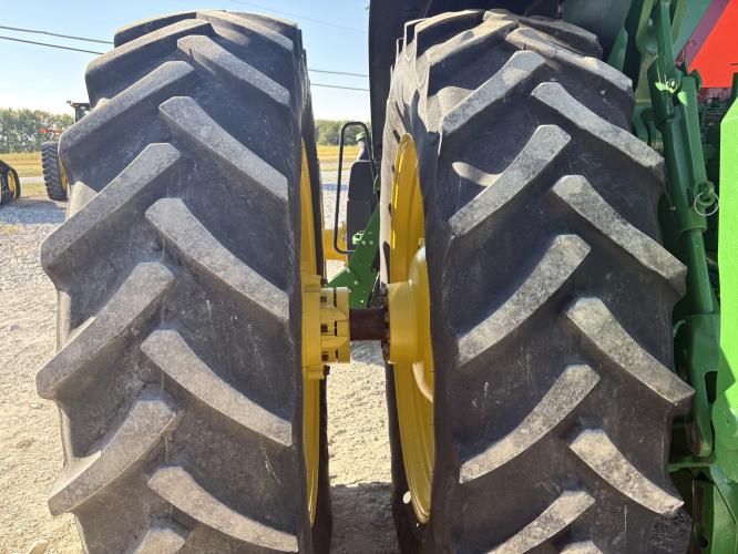 John Deere 8400R