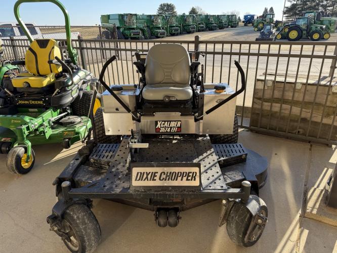 Dixie Chopper XCALIBER 3574EFI