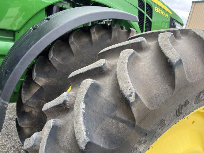 John Deere 8370R