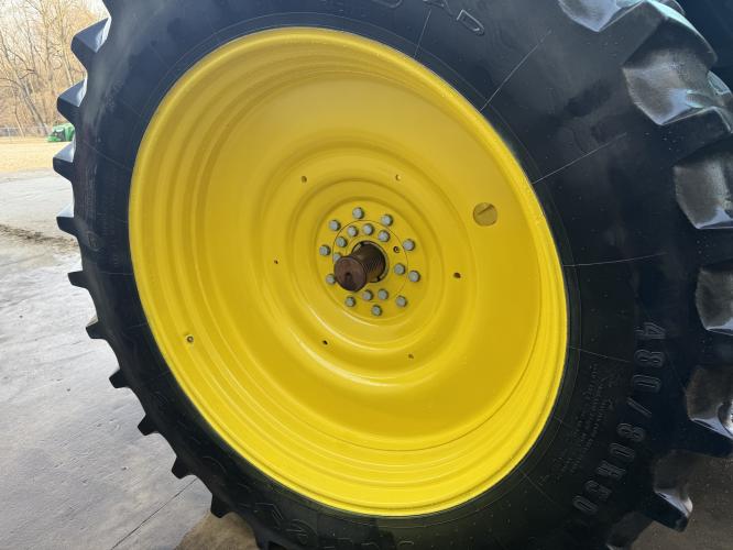 John Deere 8285R