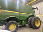 John Deere S660