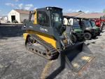 John Deere 325G