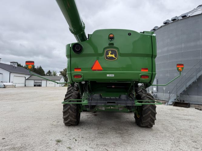 John Deere S780