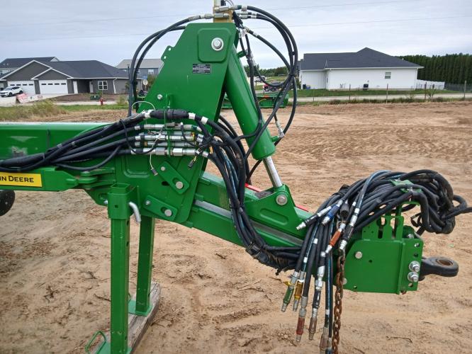 John Deere 1775NT